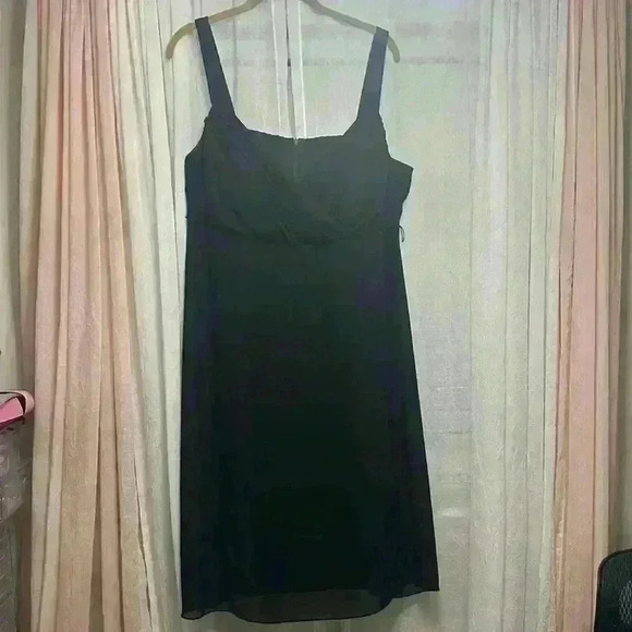 jump apparal Dresses & Skirts - Formal Black Lined Dress EUC. Size 18W Item# 2F